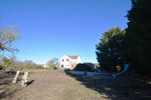 Photo 21- click for photo gallery